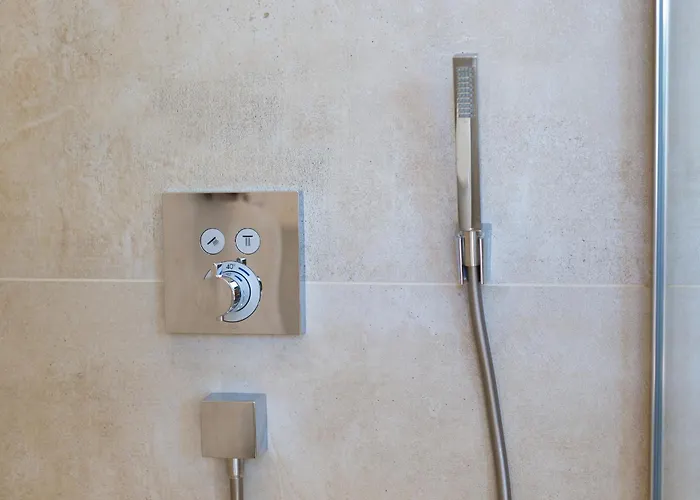 Villa Viverum With Heated Salt Water Pool