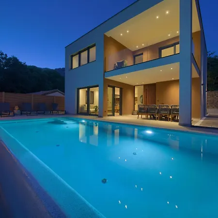 Viverum With Heated Salt Water Pool * Baska (Krk)