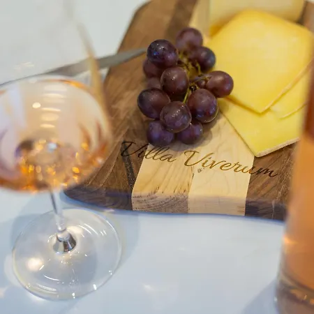 Viverum With Heated Salt Water Pool Villa