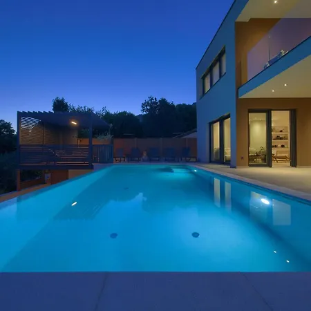 Viverum With Heated Salt Water Pool * Baska (Krk)