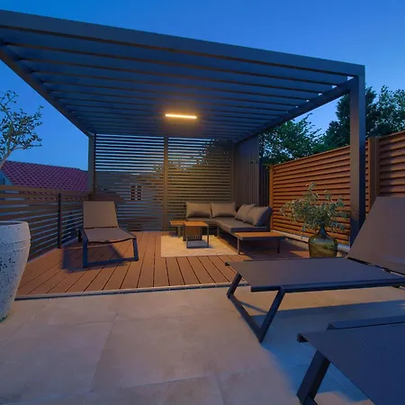Viverum With Heated Salt Water Pool Vila Baska (Krk)