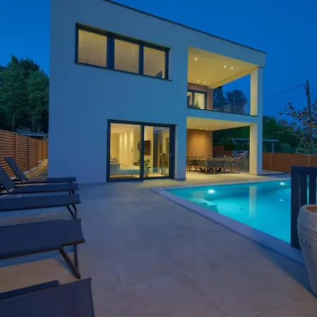 Villa Viverum With Heated Salt Water Pool Baska (Krk)