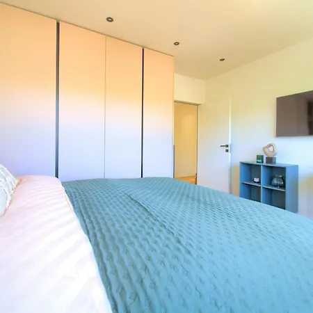 Viverum With Heated Salt Water Pool