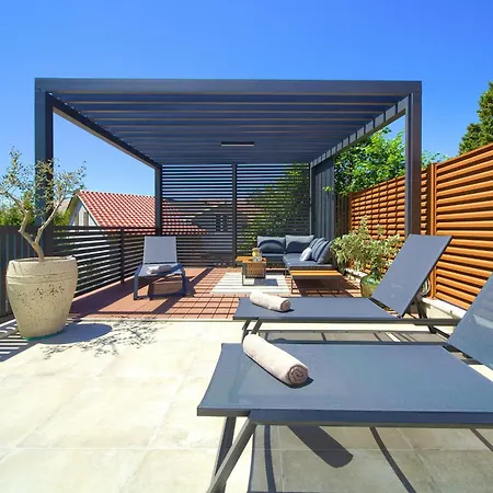 Viverum With Heated Salt Water Pool Villa