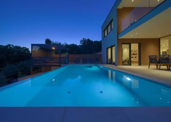 Viverum With Heated Salt Water Pool * Baška