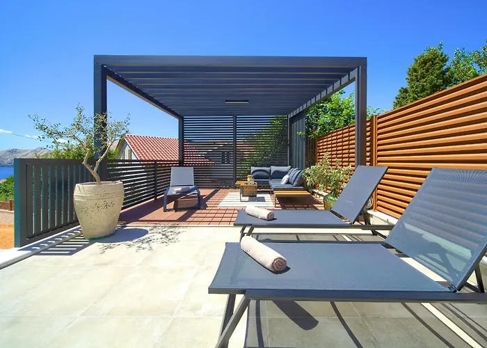 Viverum With Heated Salt Water Pool Villa