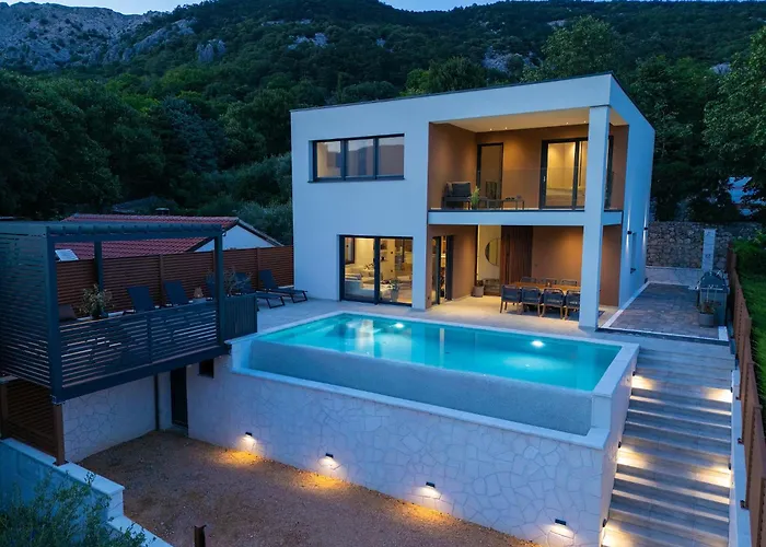 Viverum With Heated Salt Water Pool *