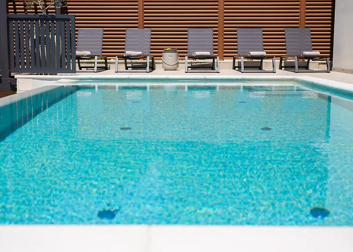 Viverum With Heated Salt Water Pool * Baška